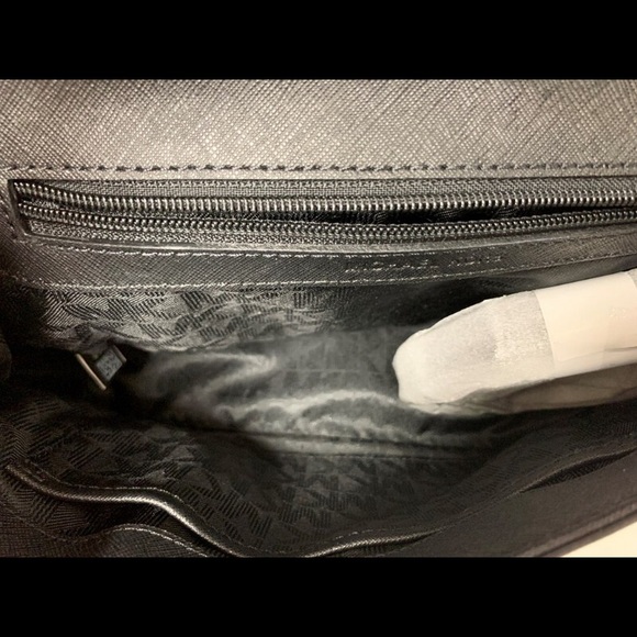 Michael Kors Ava Satchel - Picture 6 of 7